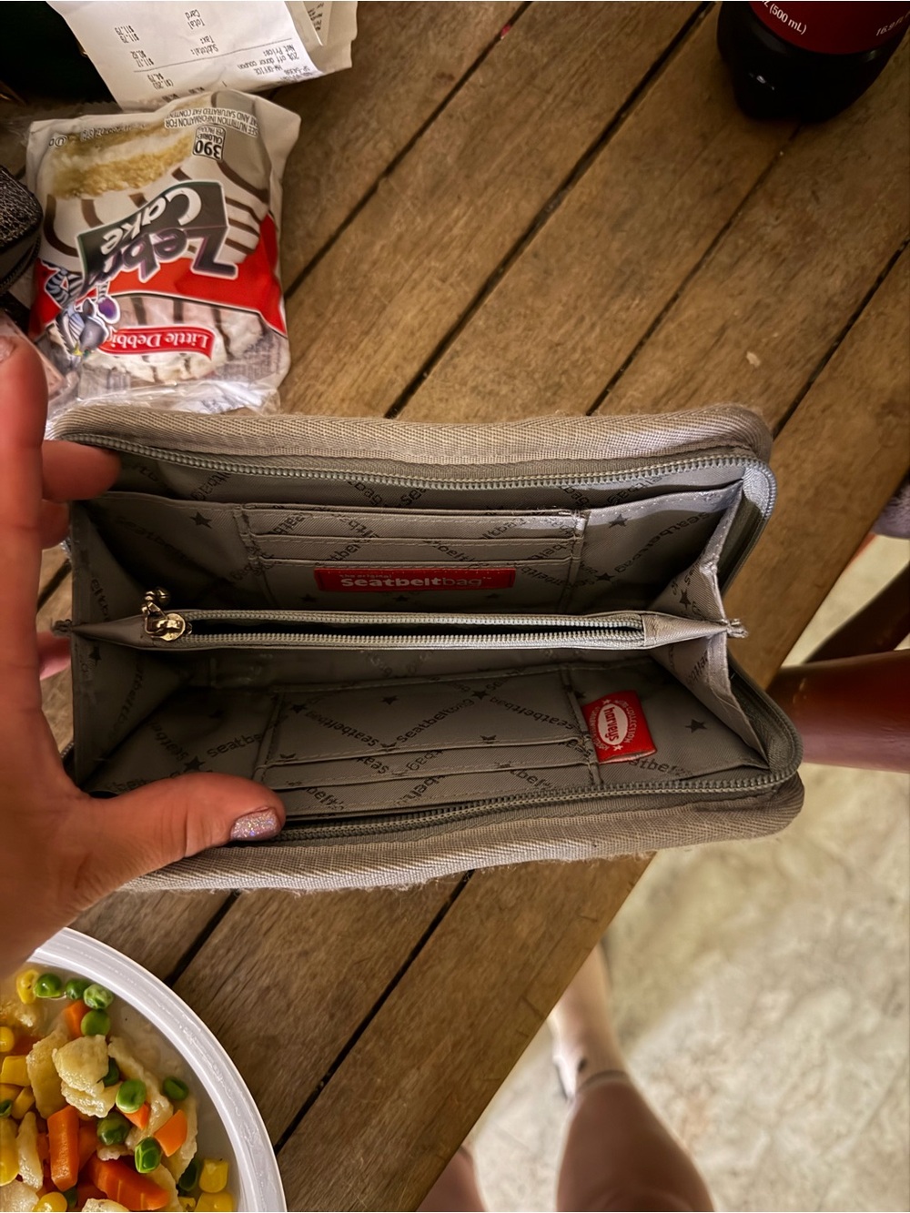 Seatbelt bag wallet - Picture 2 of 3